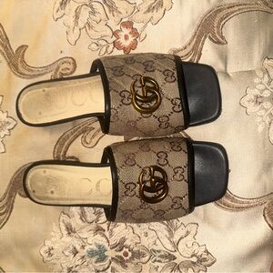 Definitely Worn Gucci sandals size 8- 39 European
